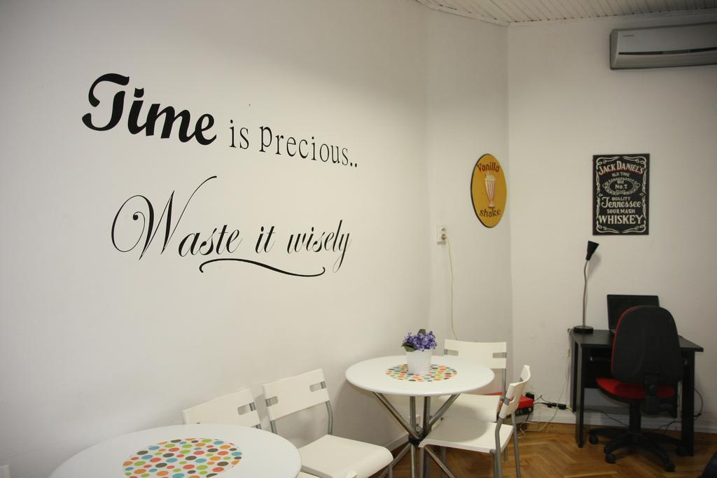 Time Hostel Belgrad Exterior foto